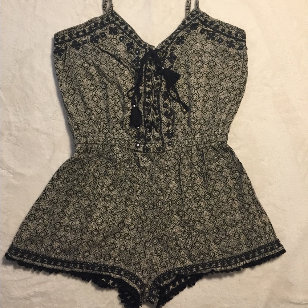 American Eagle Patterned Shorts Romper